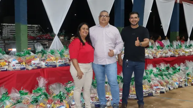 Prefeitura de Pugmil promove Natal Solidário com noite de fé,união e solidariedade.